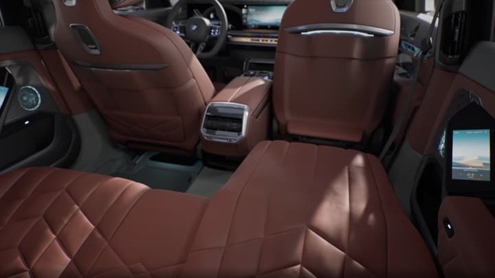 7 Series Image 16