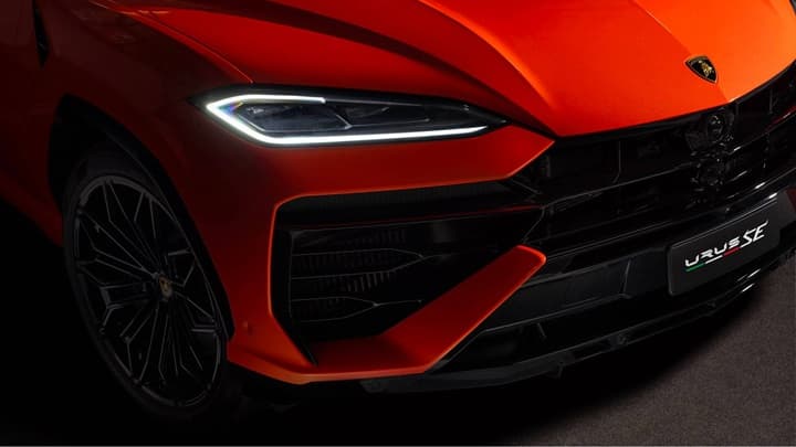 Urus SE Image 11