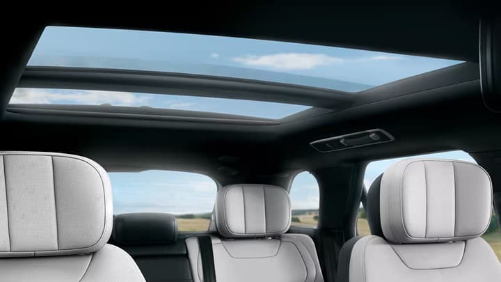 Range Rover Sport Image 10