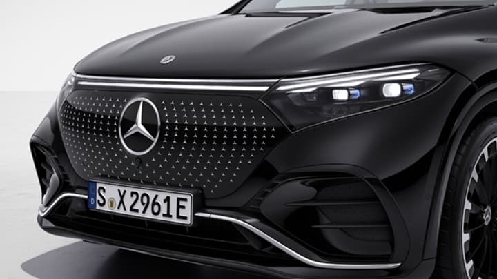 EQS SUV Image 12