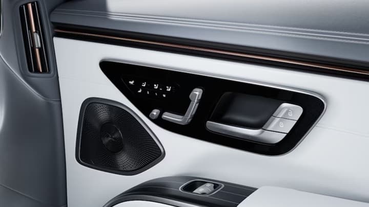 Maybach EQS Image 23