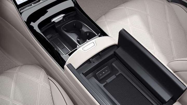 Maybach S-Class Image 16