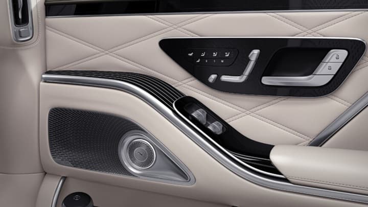 Maybach S-Class Image 17