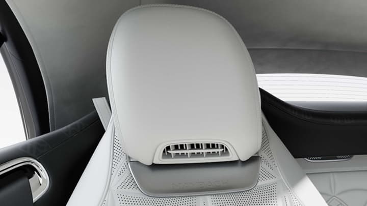 Maybach SL 680 Image 20