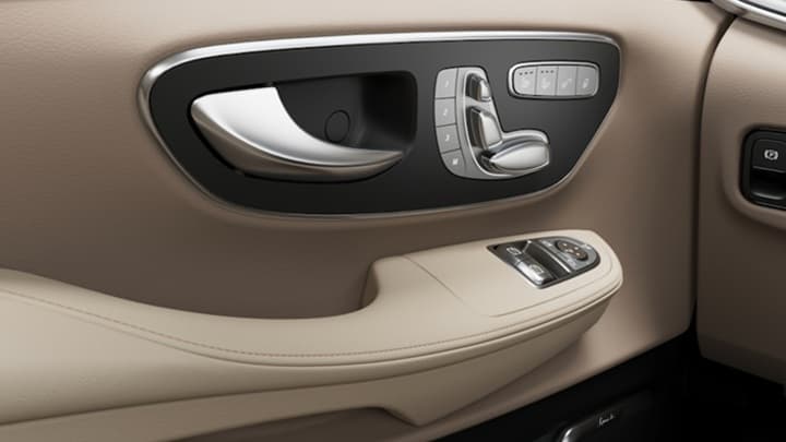 V Class Extra LWB Image 21