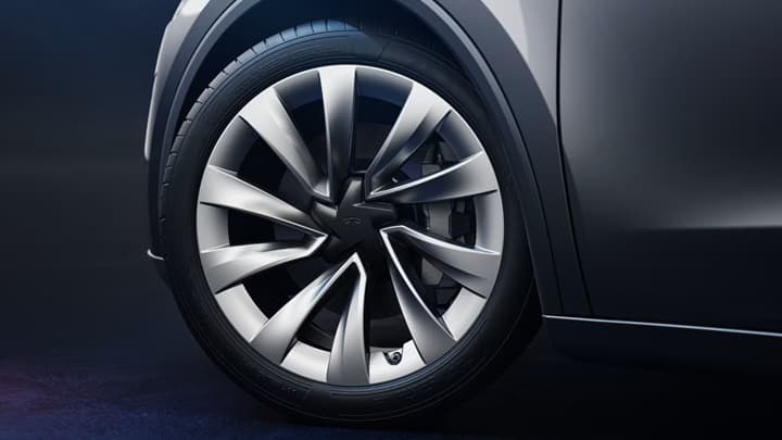 Model Y Image 8