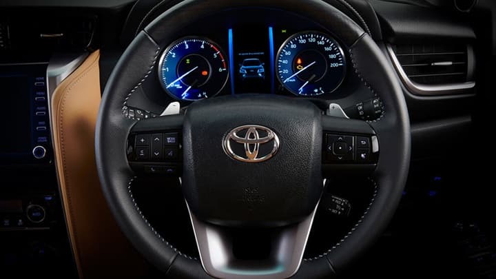 Fortuner Image 20